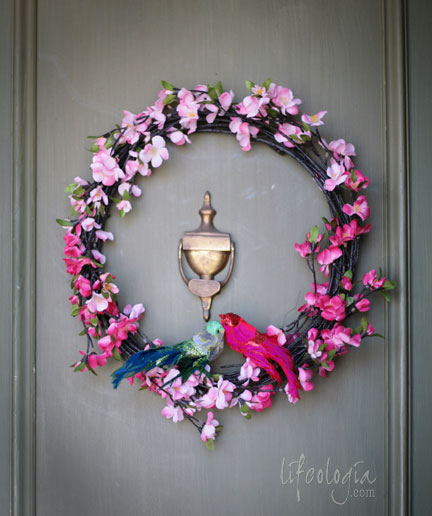 IMG_5731-spring-wreath-with-love-birds