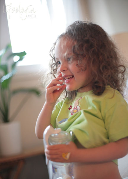 IMG_5827-gabi-with-breastfeeding-pump