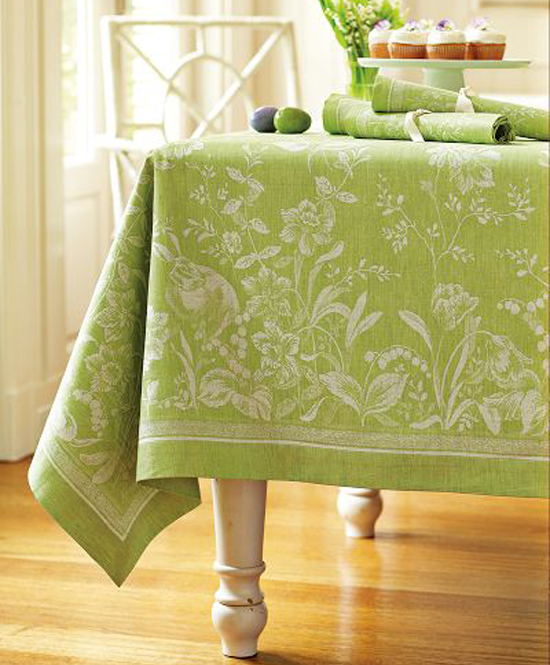 easter-table-cloth